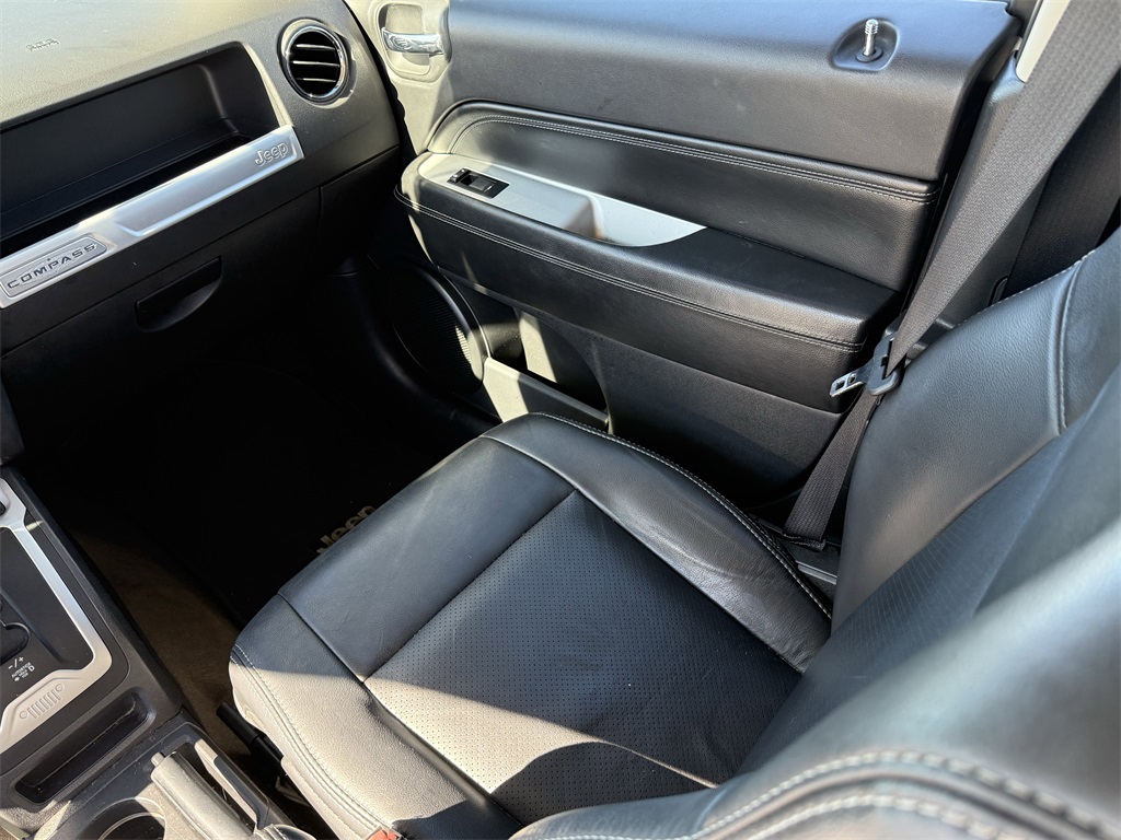 2016 Jeep Compass Latitude White at Martin Chrysler Dodge Jeep Ram