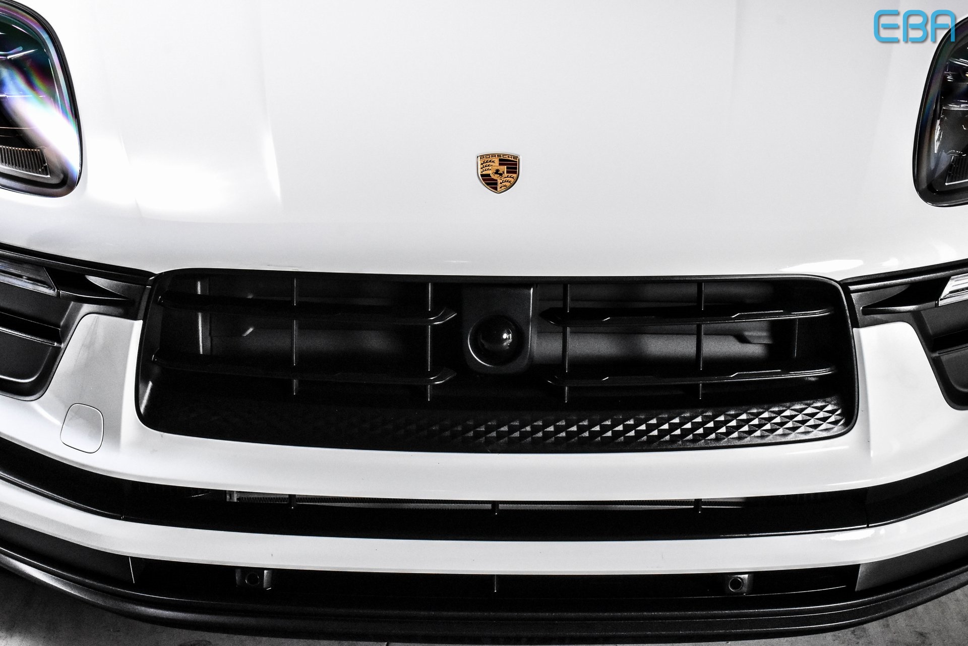 2024 Porsche Macan Base photo 10