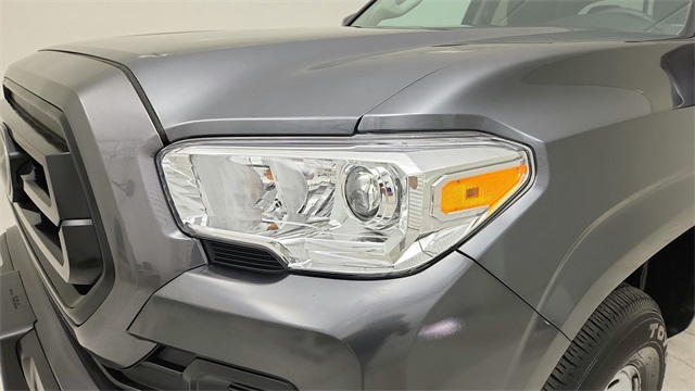 2023 Toyota Tacoma SR5 - 9