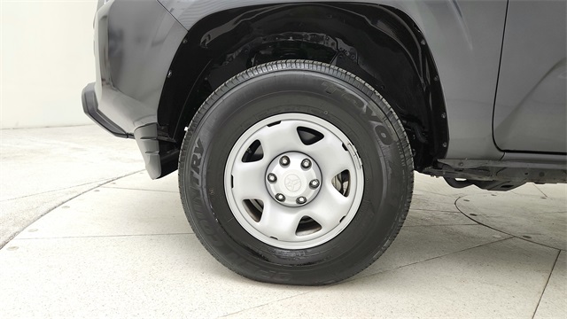 2023 Toyota Tacoma SR5 - 8