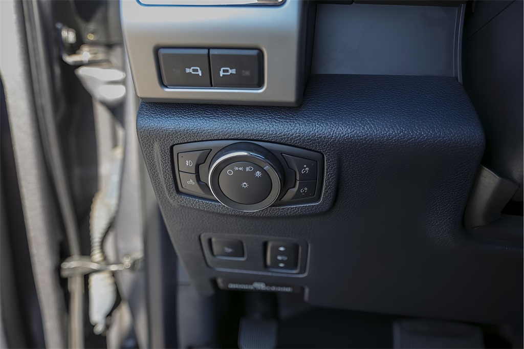 Used Car 2022 Ford F-450sd  Lariat For Sale Under $90,000 In Austin, Texas