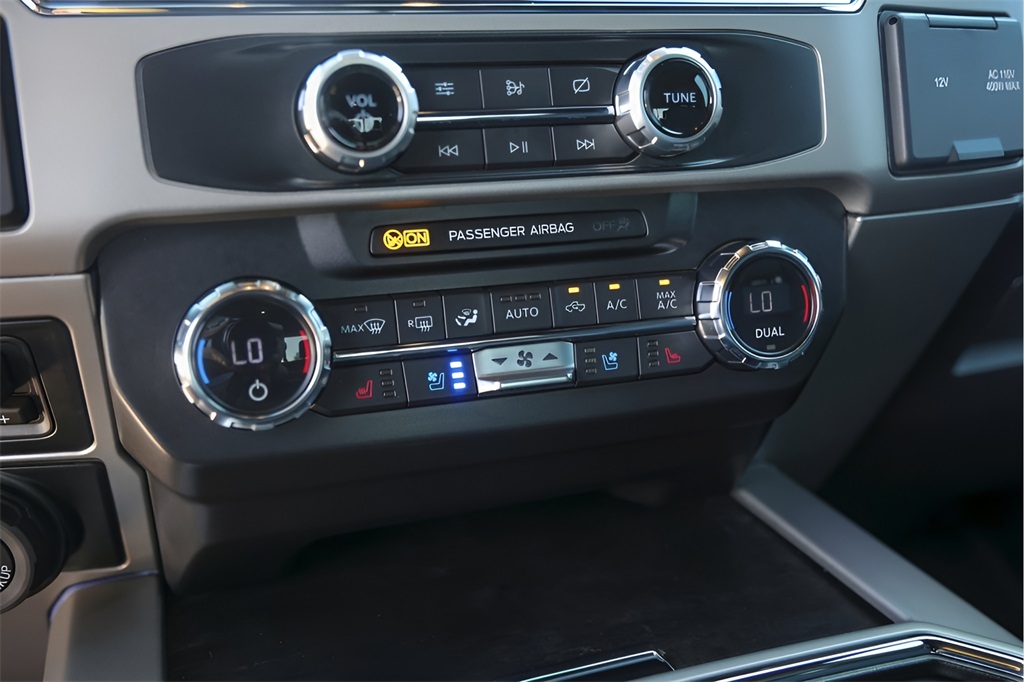 Used Car 2022 Ford F-450sd  Lariat For Sale Under $90,000 In Austin, Texas