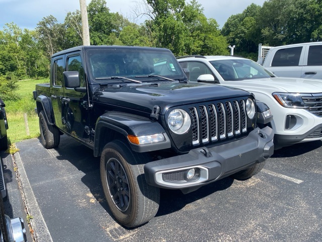 2023 Jeep Gladiator Overland 