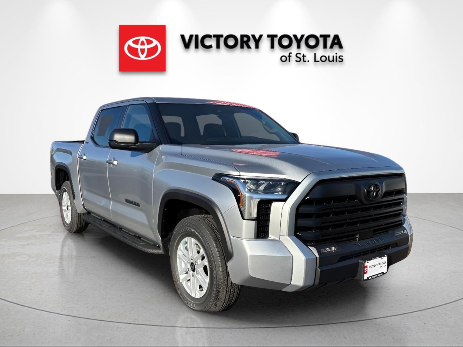 2026 Toyota Tundra SR5 CrewMax Cab 4WD