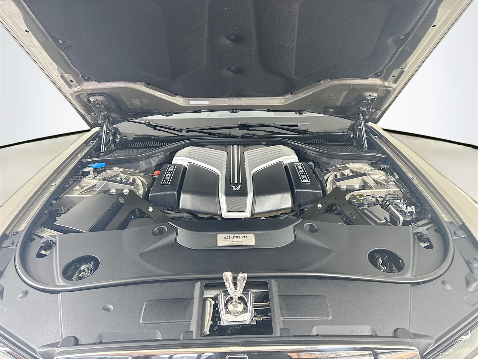 2025 Rolls-Royce Ghost AWD