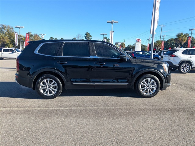 2022 Kia Telluride LX - 1