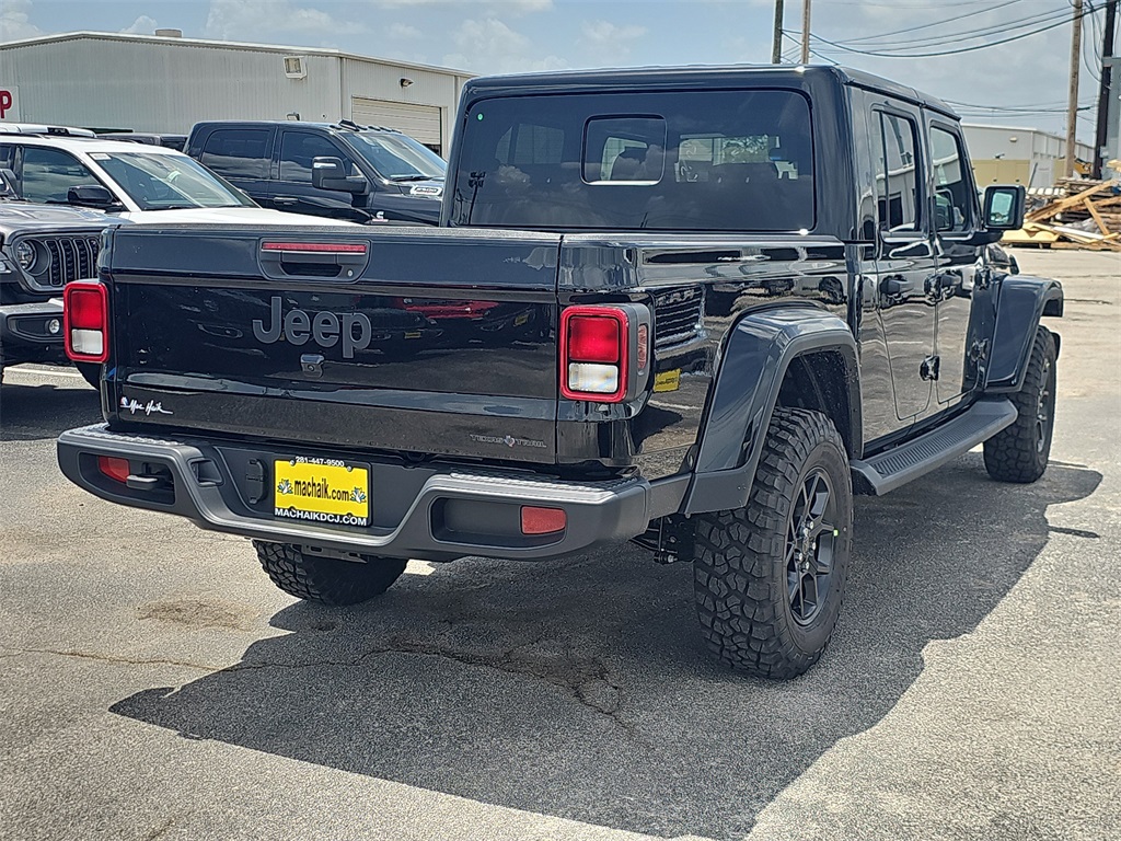 2025 Jeep Gladiator Sport - 2