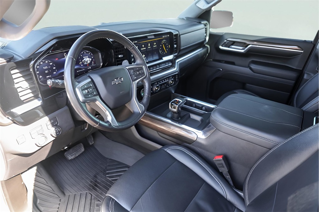 Used Car 2023 Chevrolet Silverado 1500  Lt Trail Boss For Sale Under $50,000 In Austin, Texas