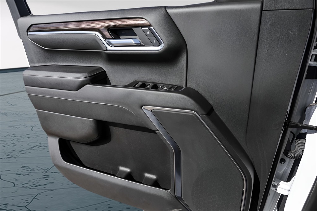 Used Car 2023 Chevrolet Silverado 1500  Lt Trail Boss For Sale Under $50,000 In Austin, Texas