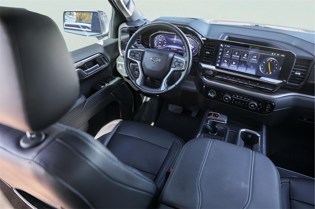 Used Car 2023 Chevrolet Silverado 1500  Lt Trail Boss For Sale Under $50,000 In Austin, Texas