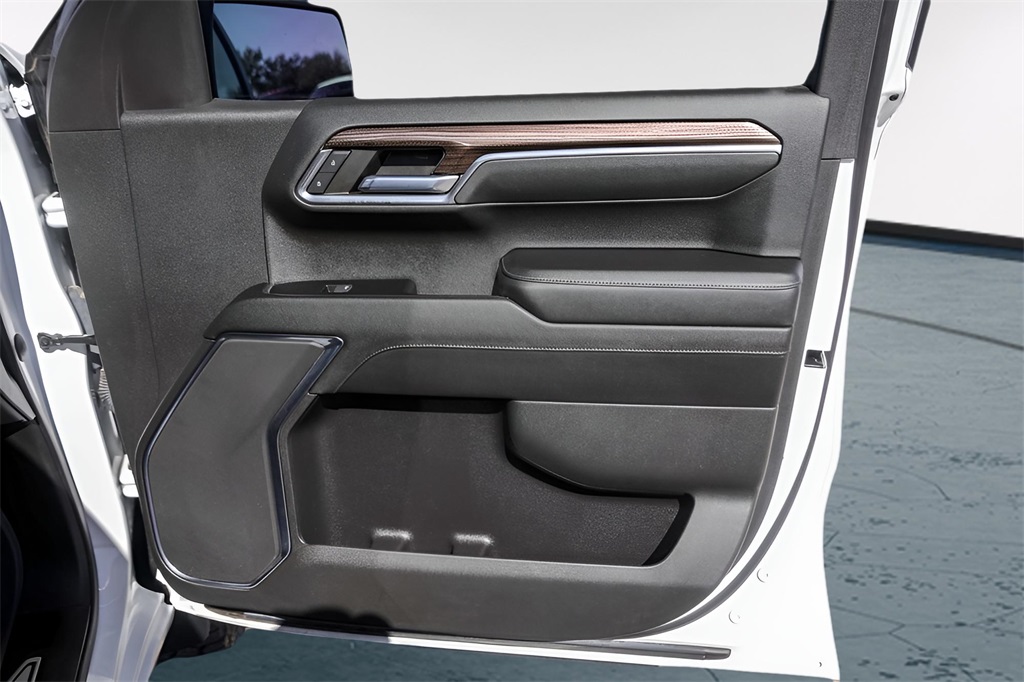 Used Car 2023 Chevrolet Silverado 1500  Lt Trail Boss For Sale Under $50,000 In Austin, Texas