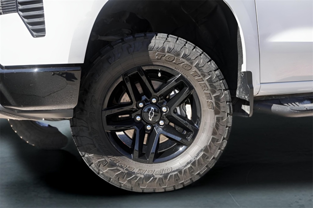 Used Car 2023 Chevrolet Silverado 1500  Lt Trail Boss For Sale Under $50,000 In Austin, Texas