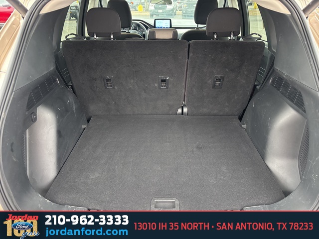 Used Car 2021 Ford Escape  Se For Sale Under $20,000 In San Antonio, Texas