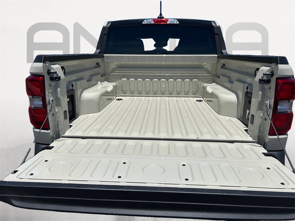 New Car 2025 Ford Maverick  Xlt For Sale Under $40,000 In Floresville, Texas