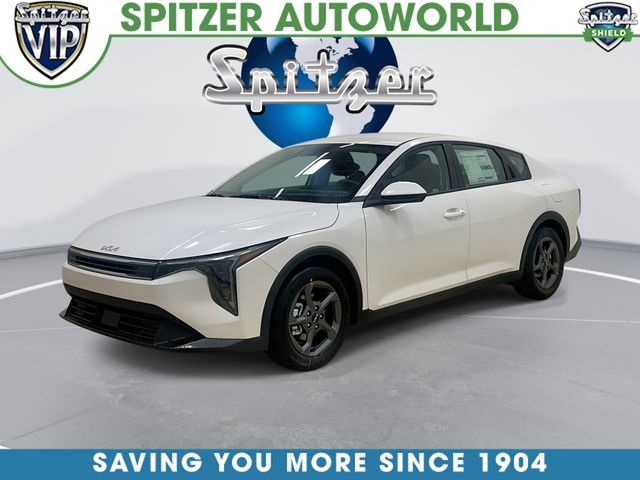 Snow White Pearl 2026 Kia K4 LXS FWD Sedan Front-Wheel Drive Continuously Variable Transmission