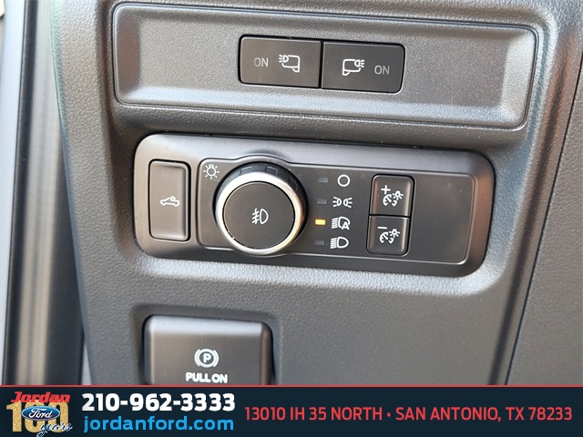 Used Car 2021 Ford F-150  Xl For Sale Under $25,000 In San Antonio, Texas