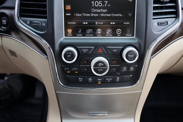 2016 Jeep Grand Cherokee Limited Gray at DeMontrond Gulf Freeway