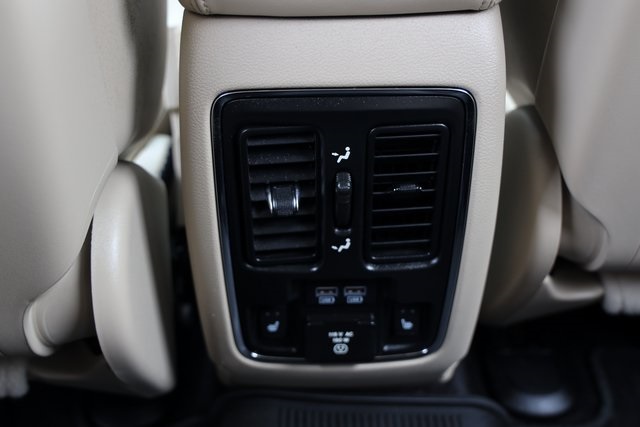 2016 Jeep Grand Cherokee Limited Gray at DeMontrond Gulf Freeway