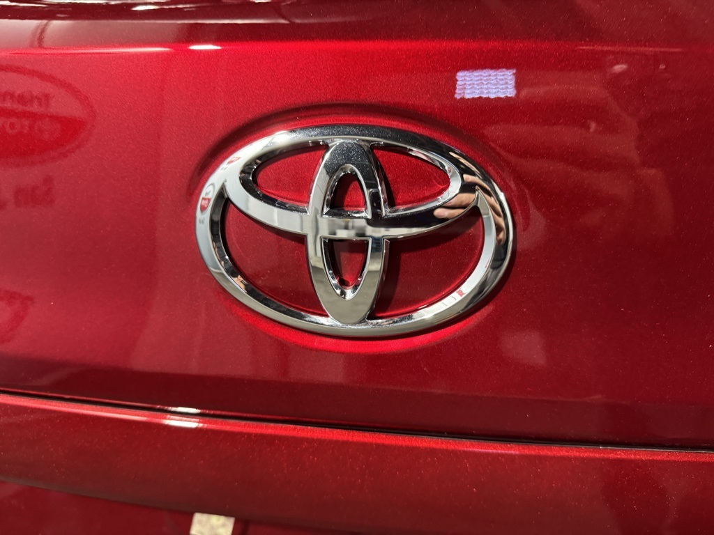 Thumbnail: 2026 Toyota Corolla Cross - 21