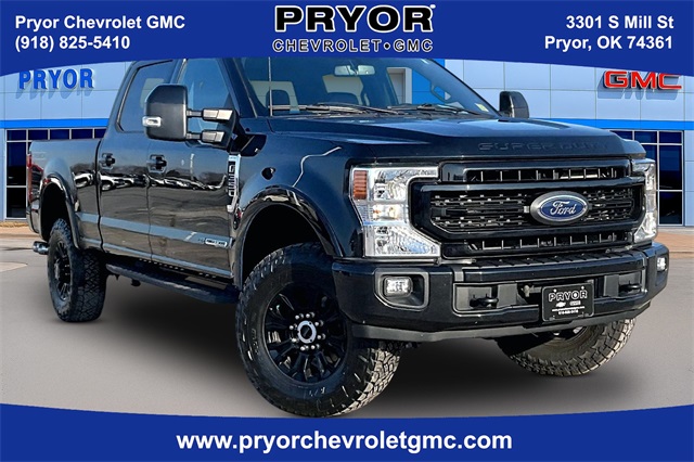 2022 Ford F-350 Super Duty Lariat Crew Cab 4WD