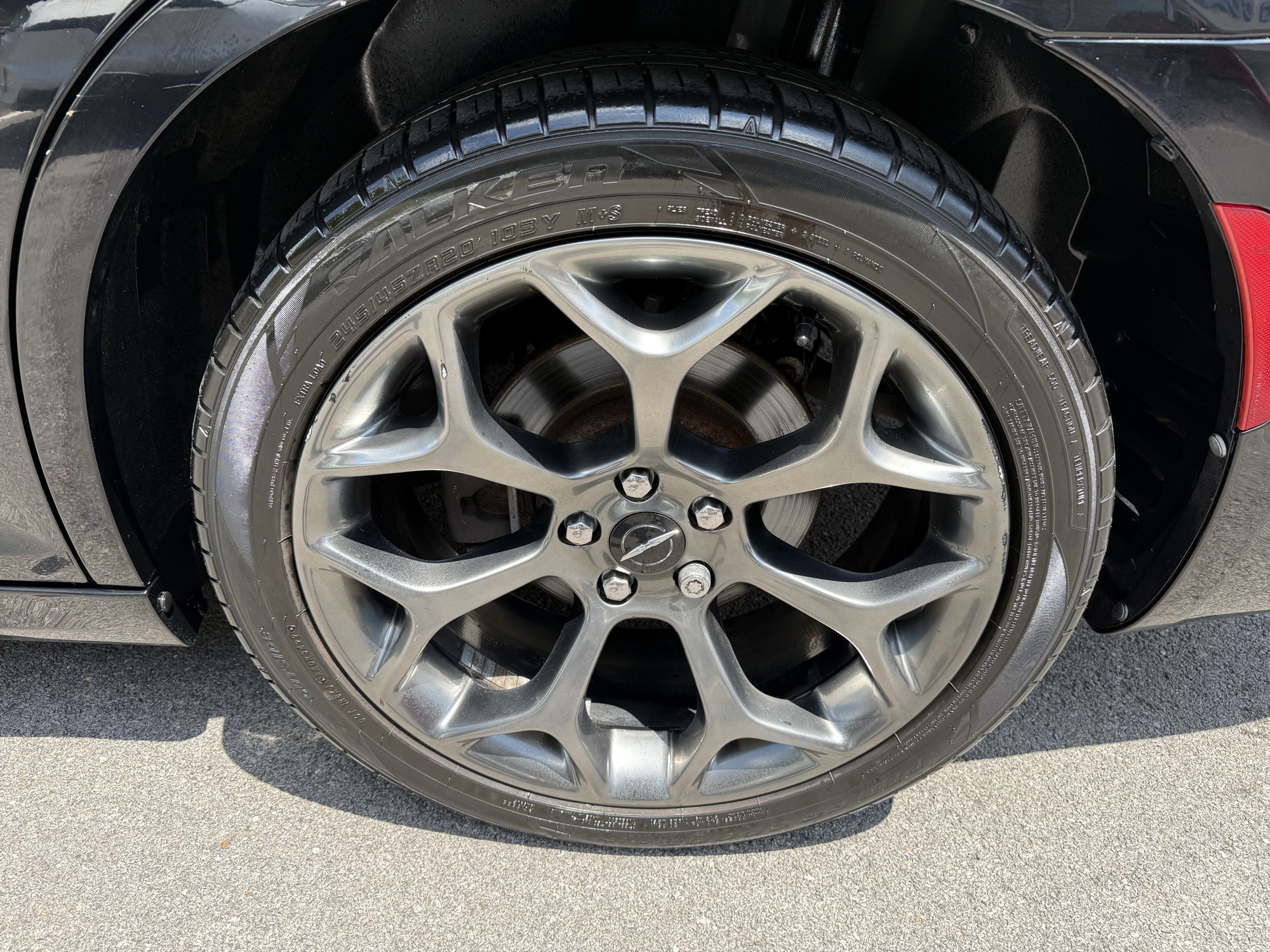 2019 Chrysler 300 S photo 30