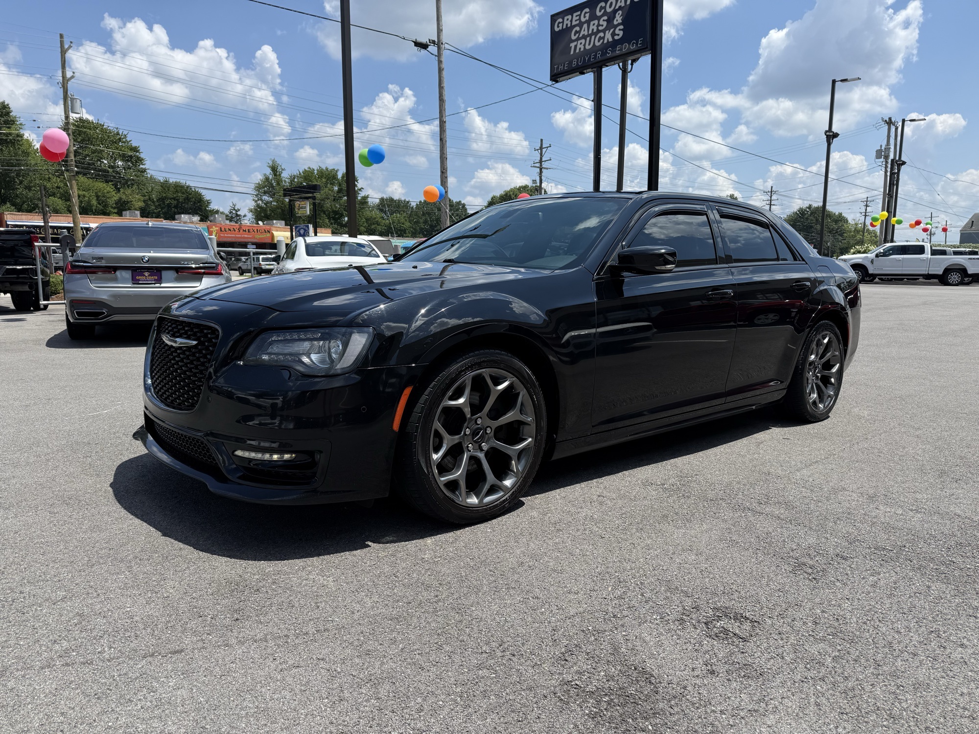 2019 Chrysler 300 S photo 23