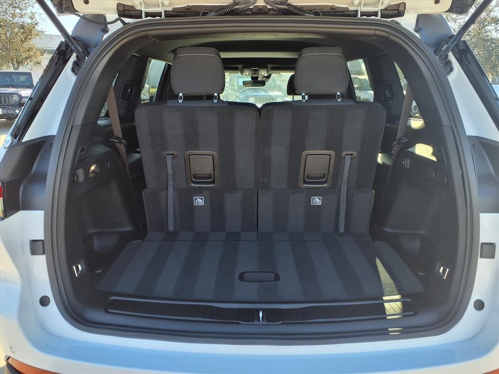 2025 Jeep Grand Cherokee L Laredo - 6