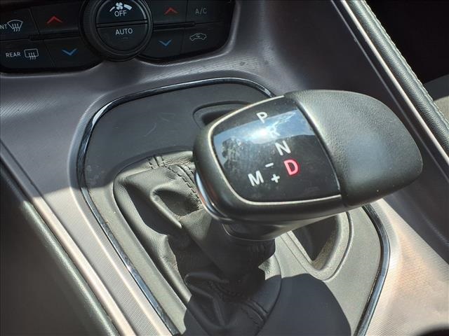 2023 Dodge Challenger SXT - 11