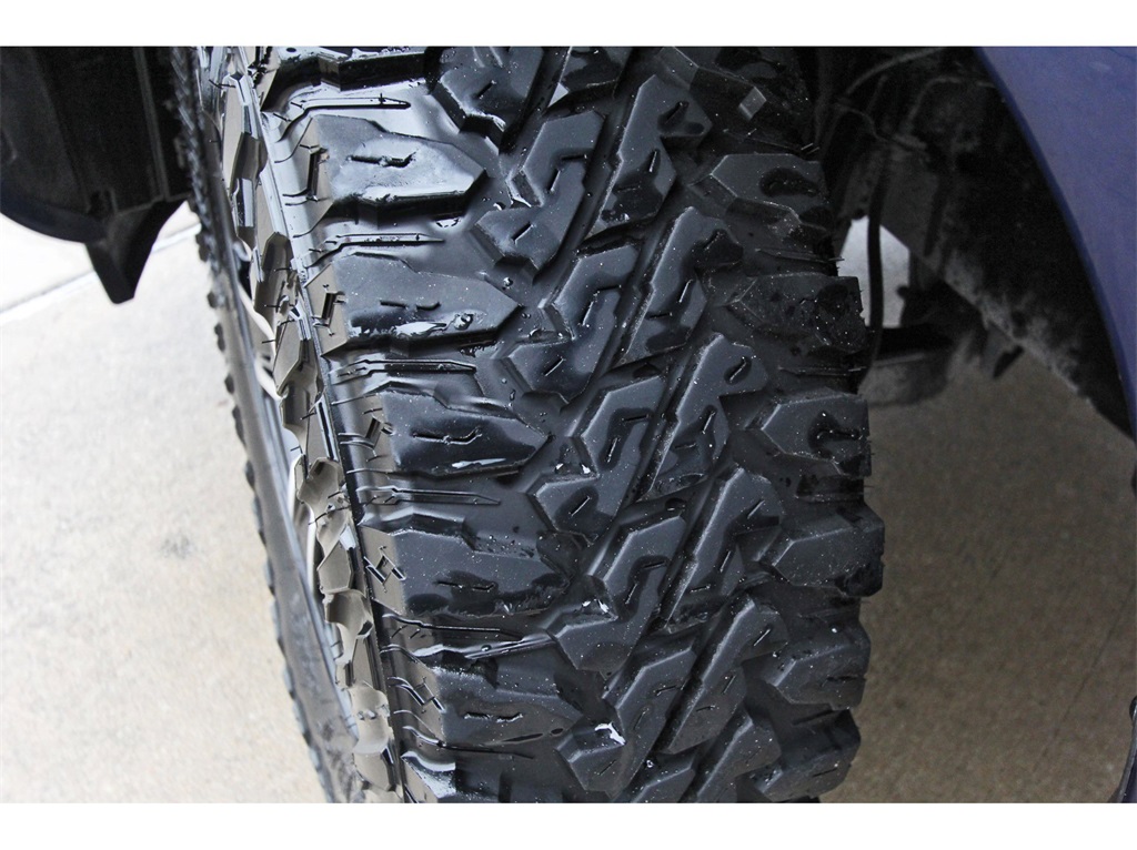 2021 Nissan Titan SV Blue at AutoSavvy Houston Northwest