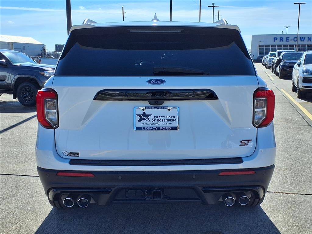 2023 Ford Explorer ST - 4
