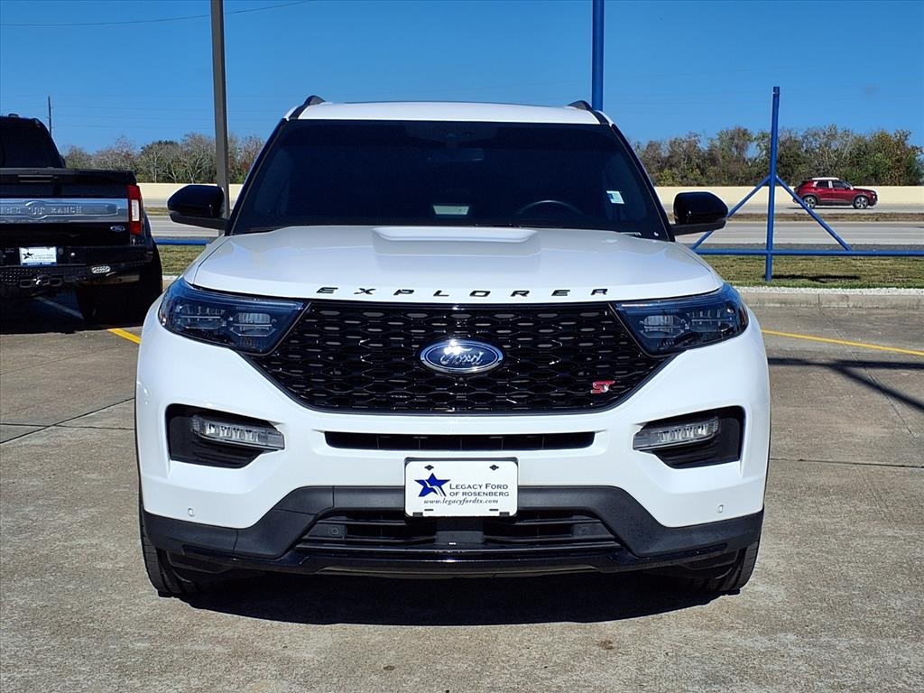 2023 Ford Explorer ST - 5