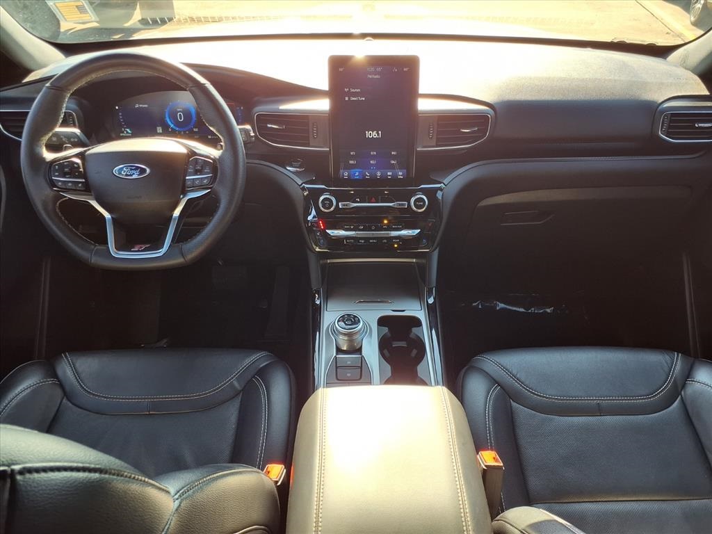 2023 Ford Explorer ST - 8