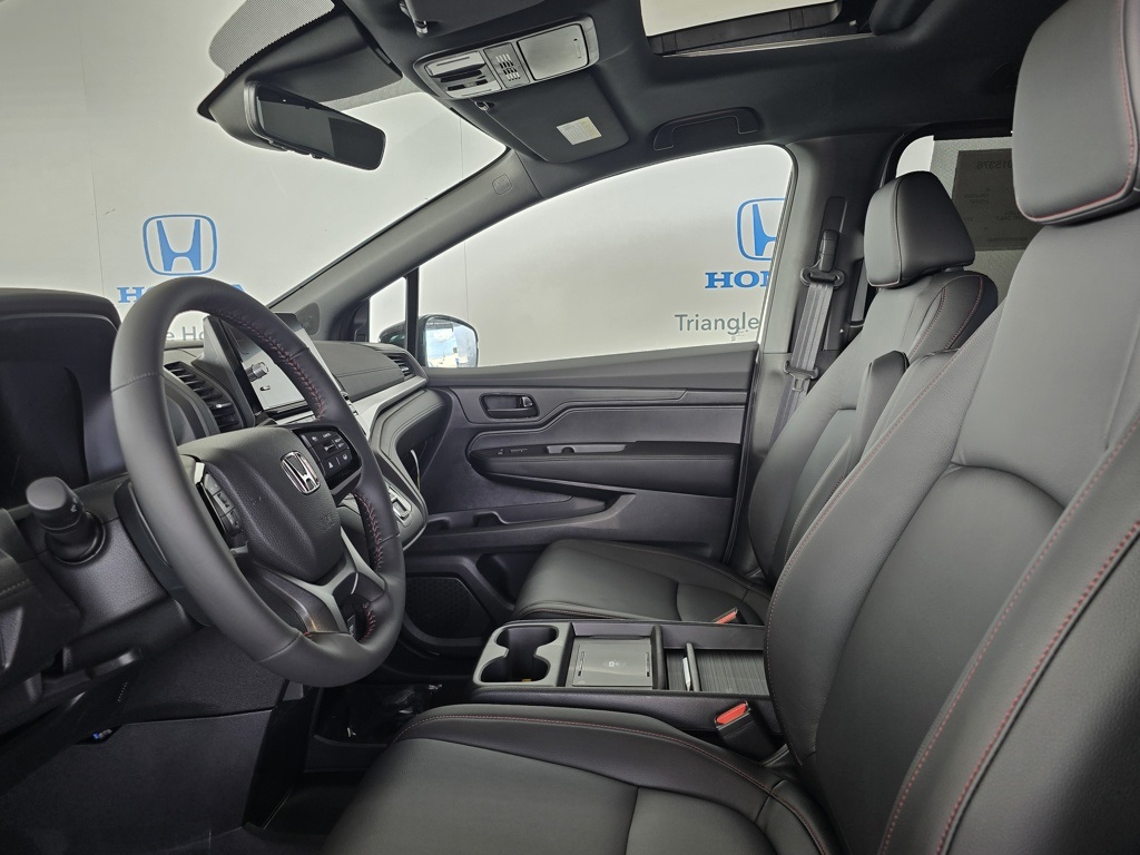 Thumbnail: 2025 Honda Odyssey - 12