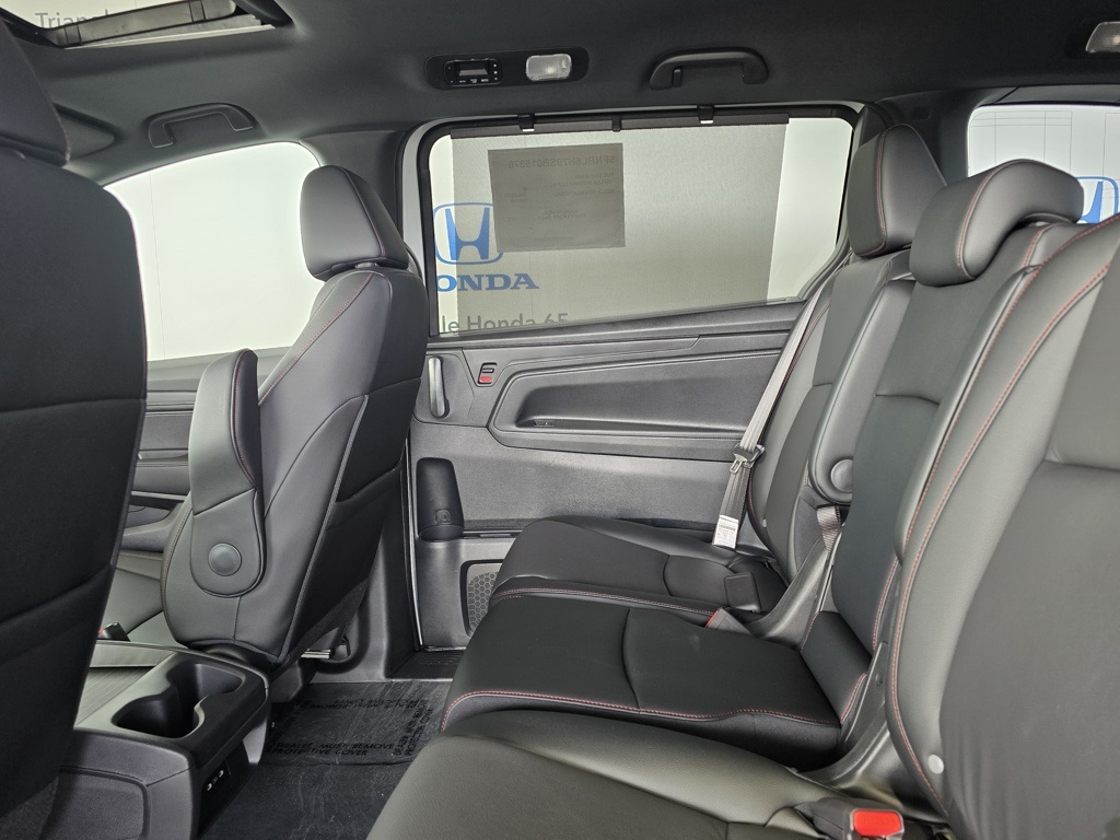 Thumbnail: 2025 Honda Odyssey - 17