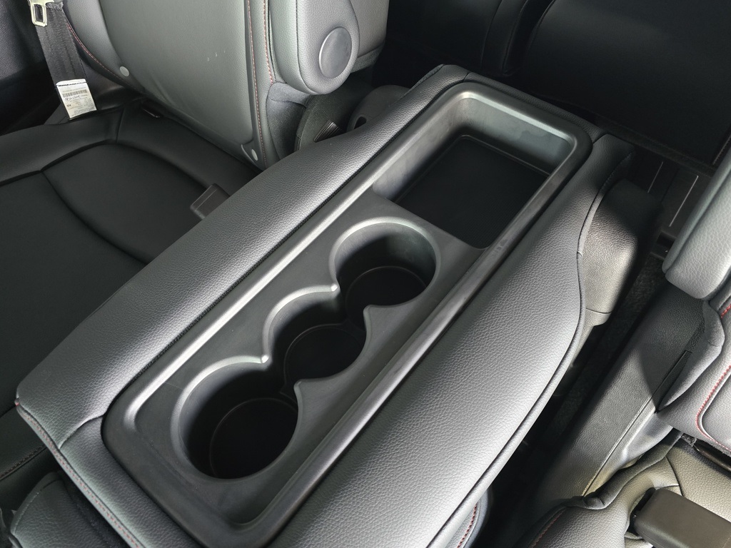 Thumbnail: 2025 Honda Odyssey - 20