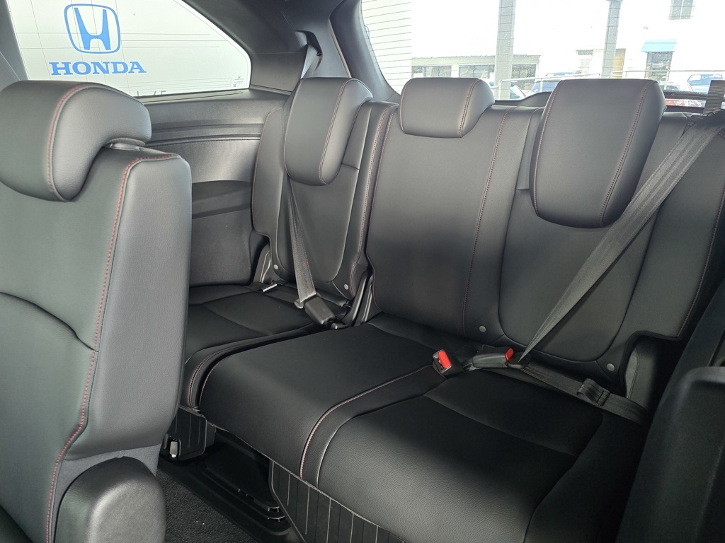 Thumbnail: 2025 Honda Odyssey - 23
