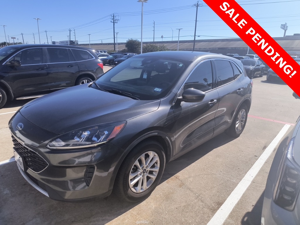 2020 Ford Escape SE - 0