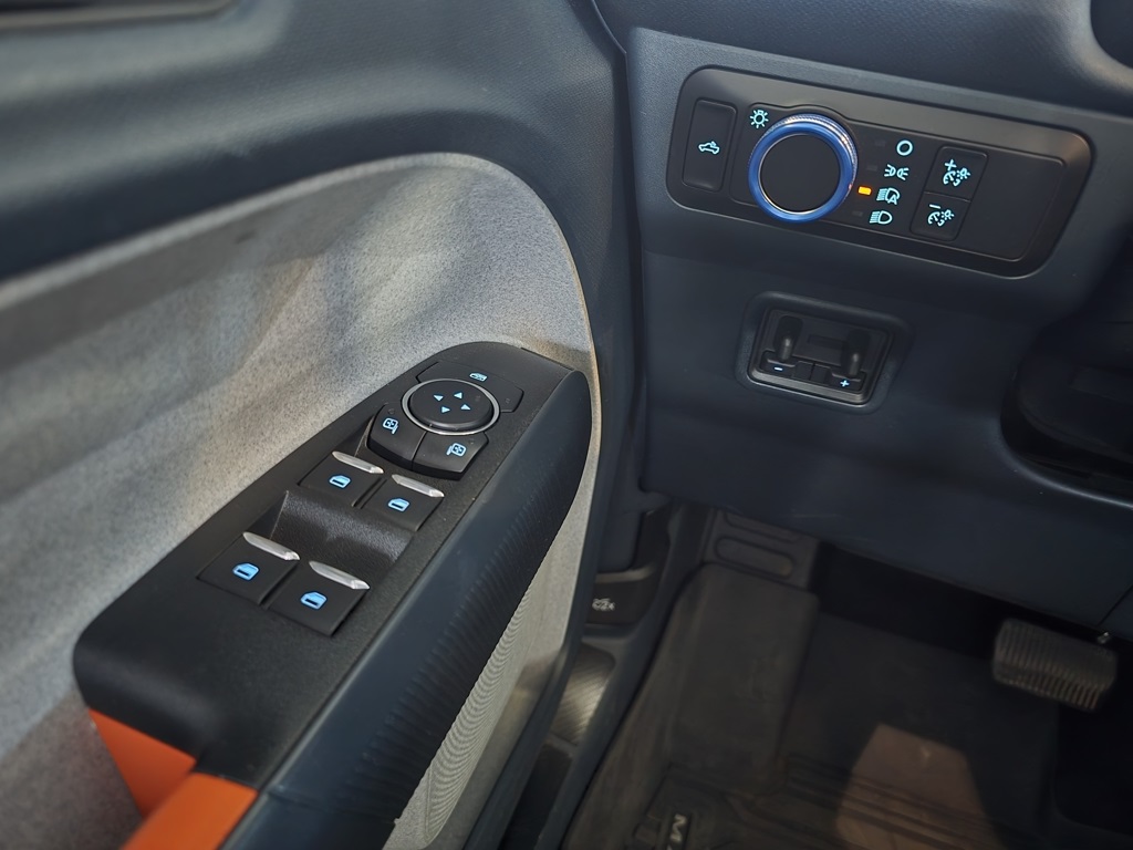 Thumbnail: 2022 Ford Maverick - 22