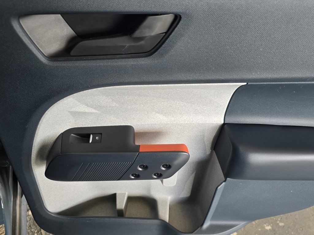 Thumbnail: 2022 Ford Maverick - 26