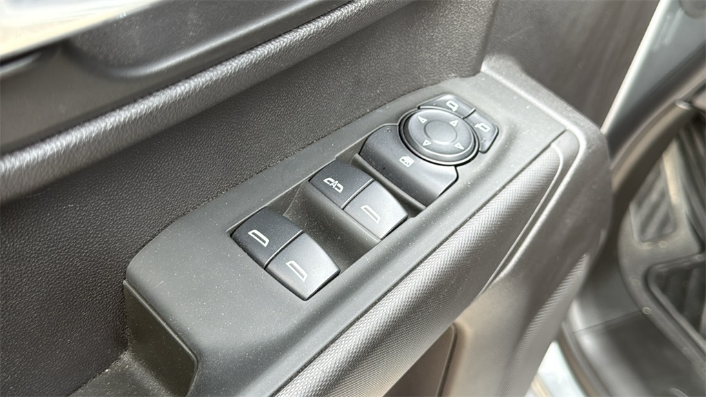 2024 Chevrolet Silverado 1500 Custom - 9