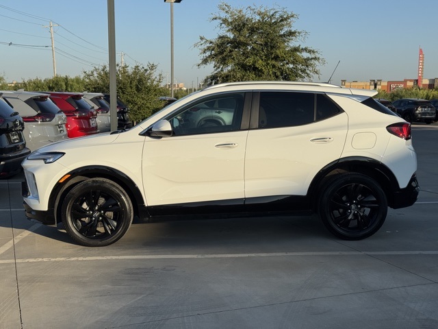2024 Buick Encore GX Sport Touring photo 9