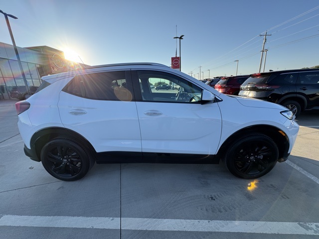 2024 Buick Encore GX Sport Touring photo 5