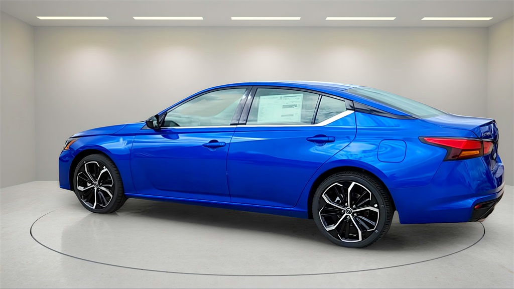 2025 Nissan Altima