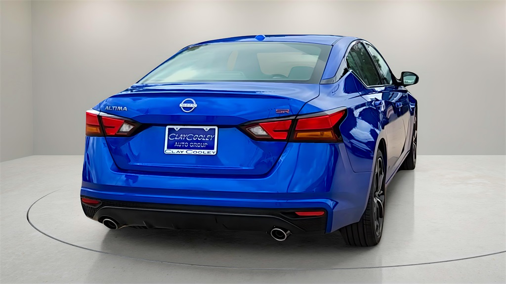 2025 Nissan Altima