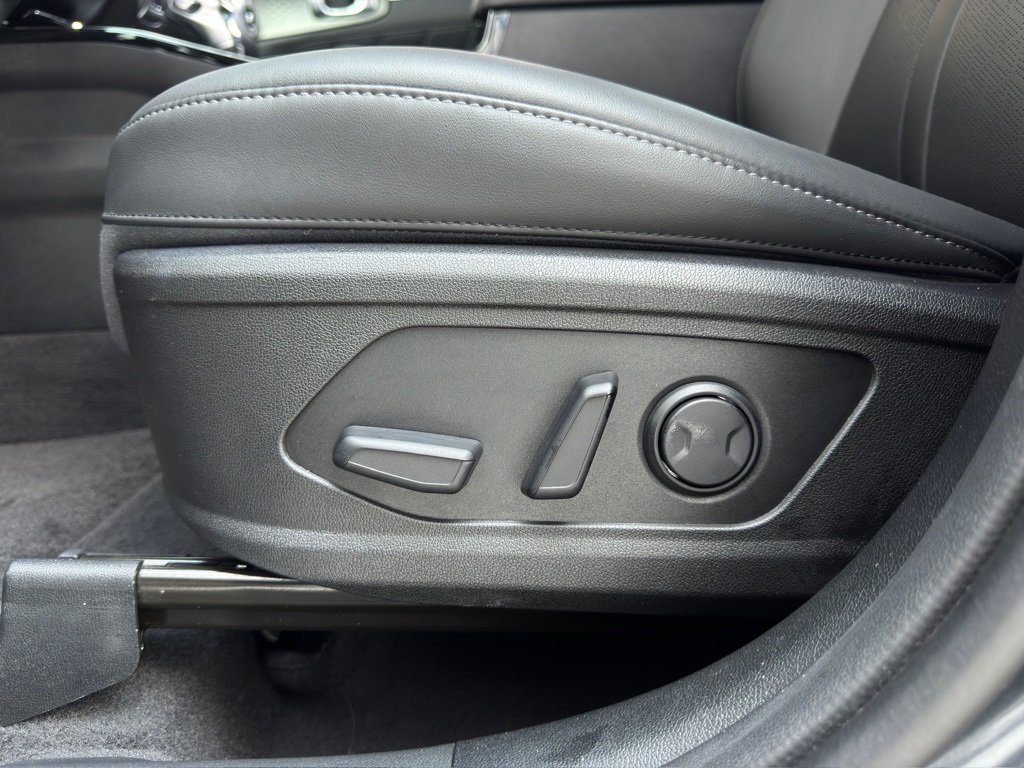 2023 Kia Sorento SX - 9