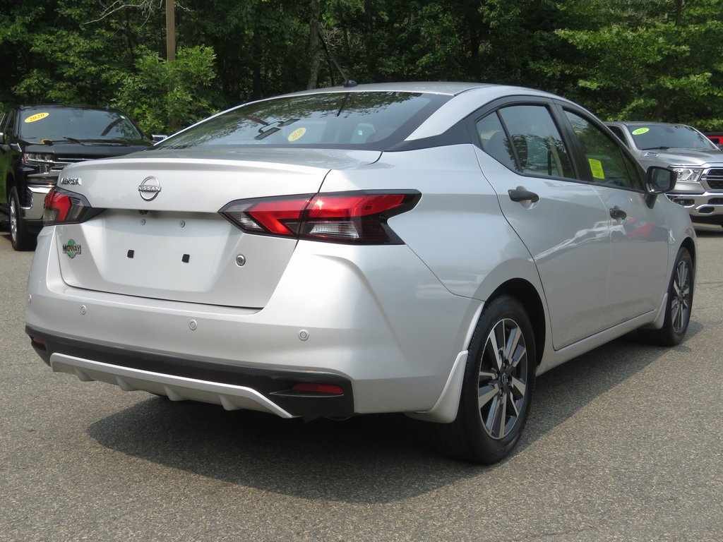 2023 Nissan Versa 1.6 S photo 3