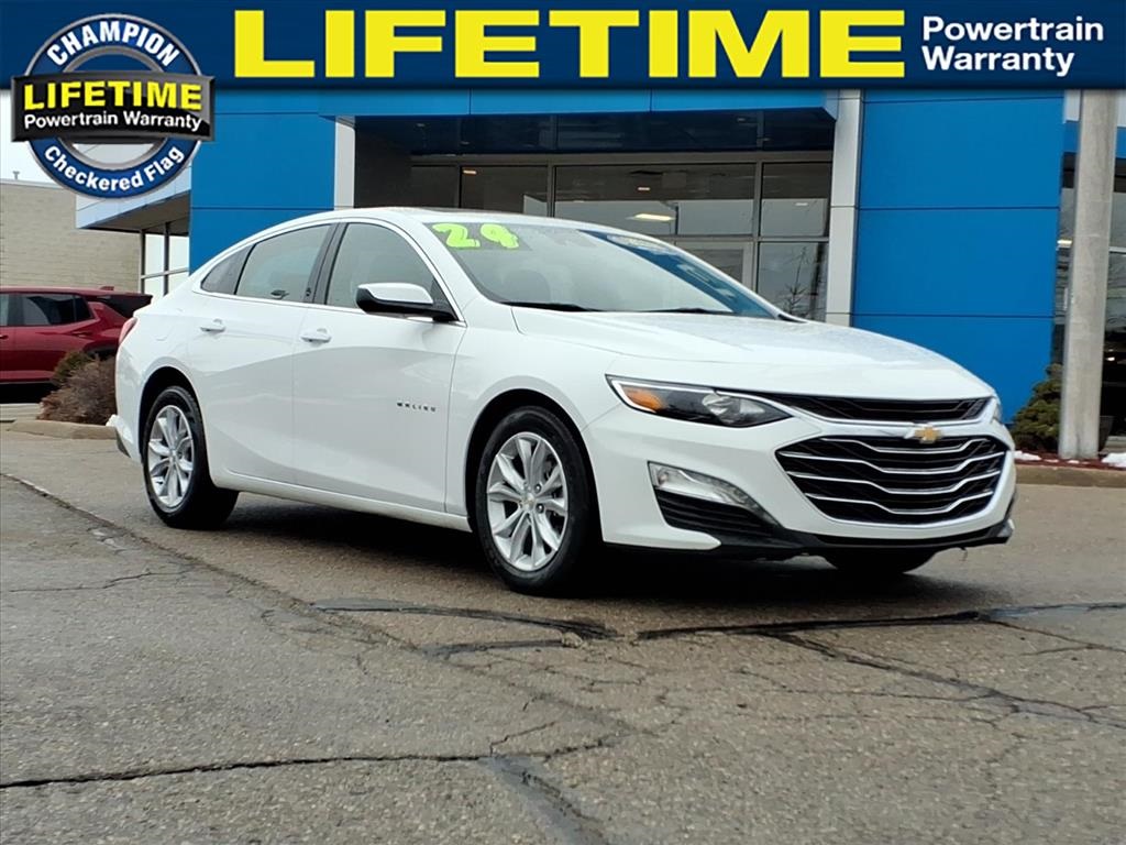 2024 Chevrolet Malibu LT with 1LT FWD