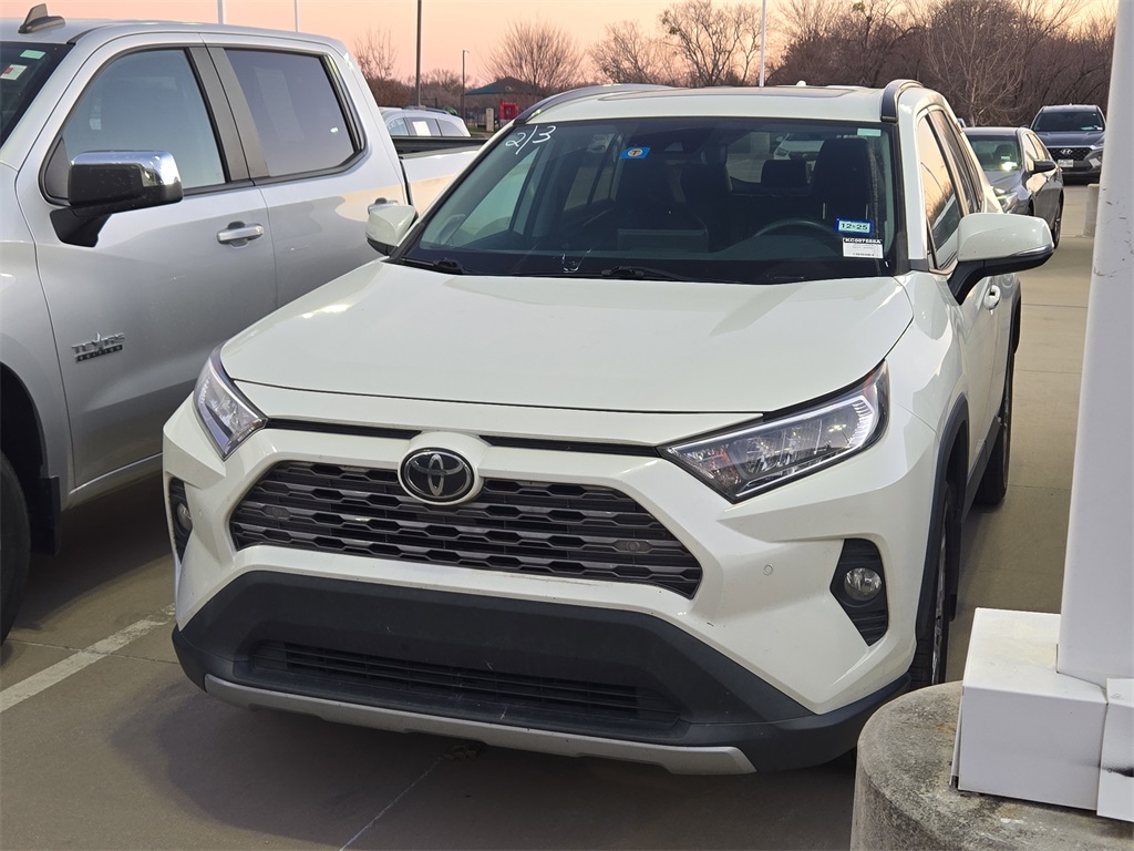 2019 Toyota RAV4 Limited FWD