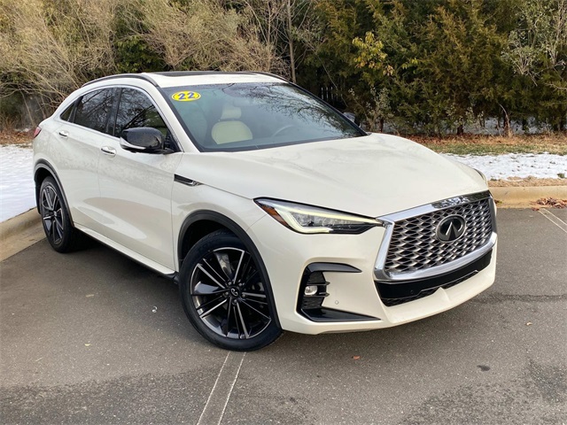 2022 INFINITI QX55 Essential AWD