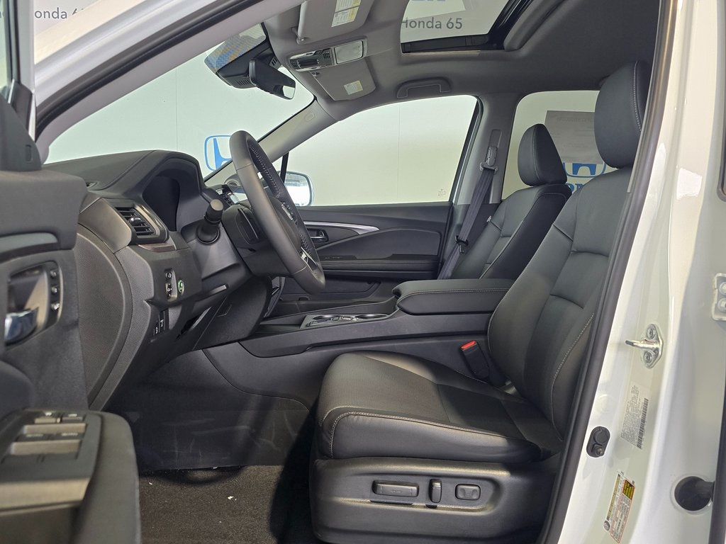 Thumbnail: 2025 Honda Ridgeline - 10